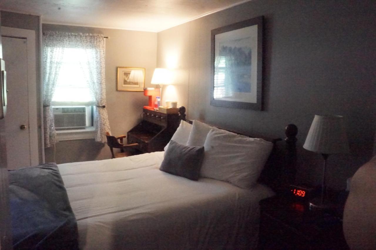 The Frogtown Inn Canadensis Exteriér fotografie
